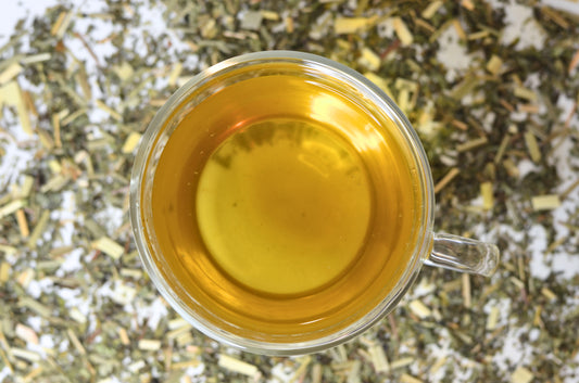 Mint Loves Lemongrass Tea Brewed